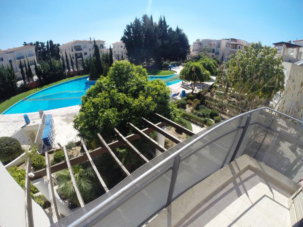Hesperides Gardens Villa Paphos Exterior photo