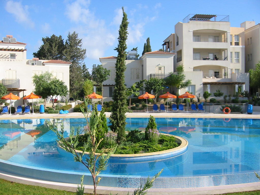 Hesperides Gardens Villa Paphos Exterior photo